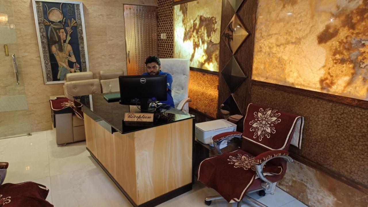Hotel Oliver Mumbai Bagian luar foto